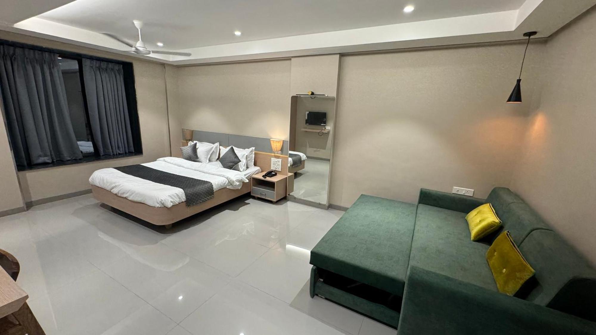 The Pavilion Park Resort Mālegaon 외부 사진