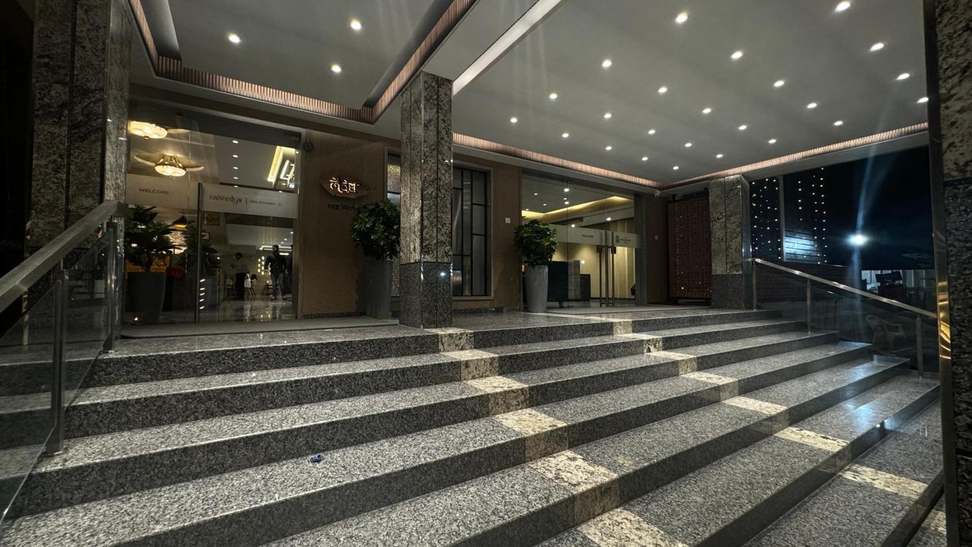 The Pavilion Park Resort Mālegaon 외부 사진